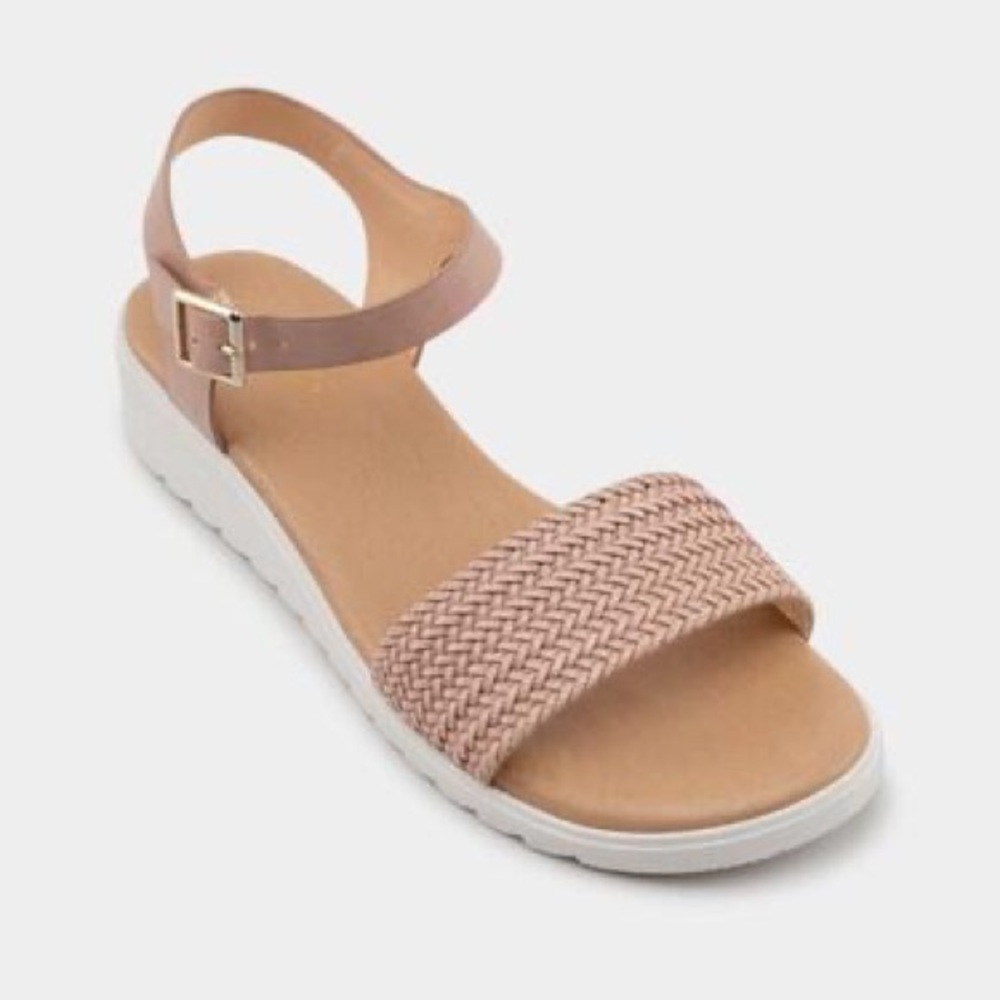 Francesca’s Eslberry Woven Platform Sandal Size 8.5